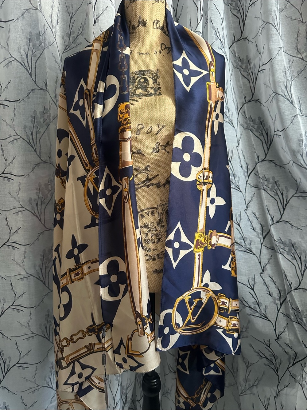 New Fashion Inspired Item (SCARFS)
70”X 35”